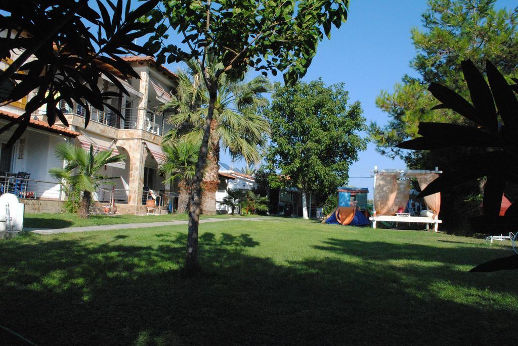 Hotel Fernando Ofrínion Zewnętrze zdjęcie
