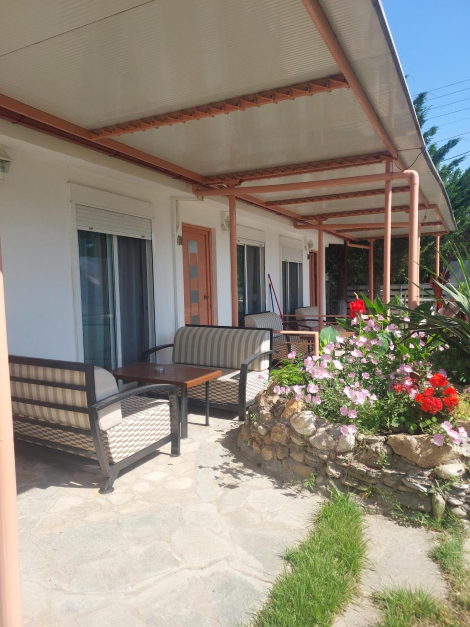 Hotel Fernando Ofrínion Zewnętrze zdjęcie