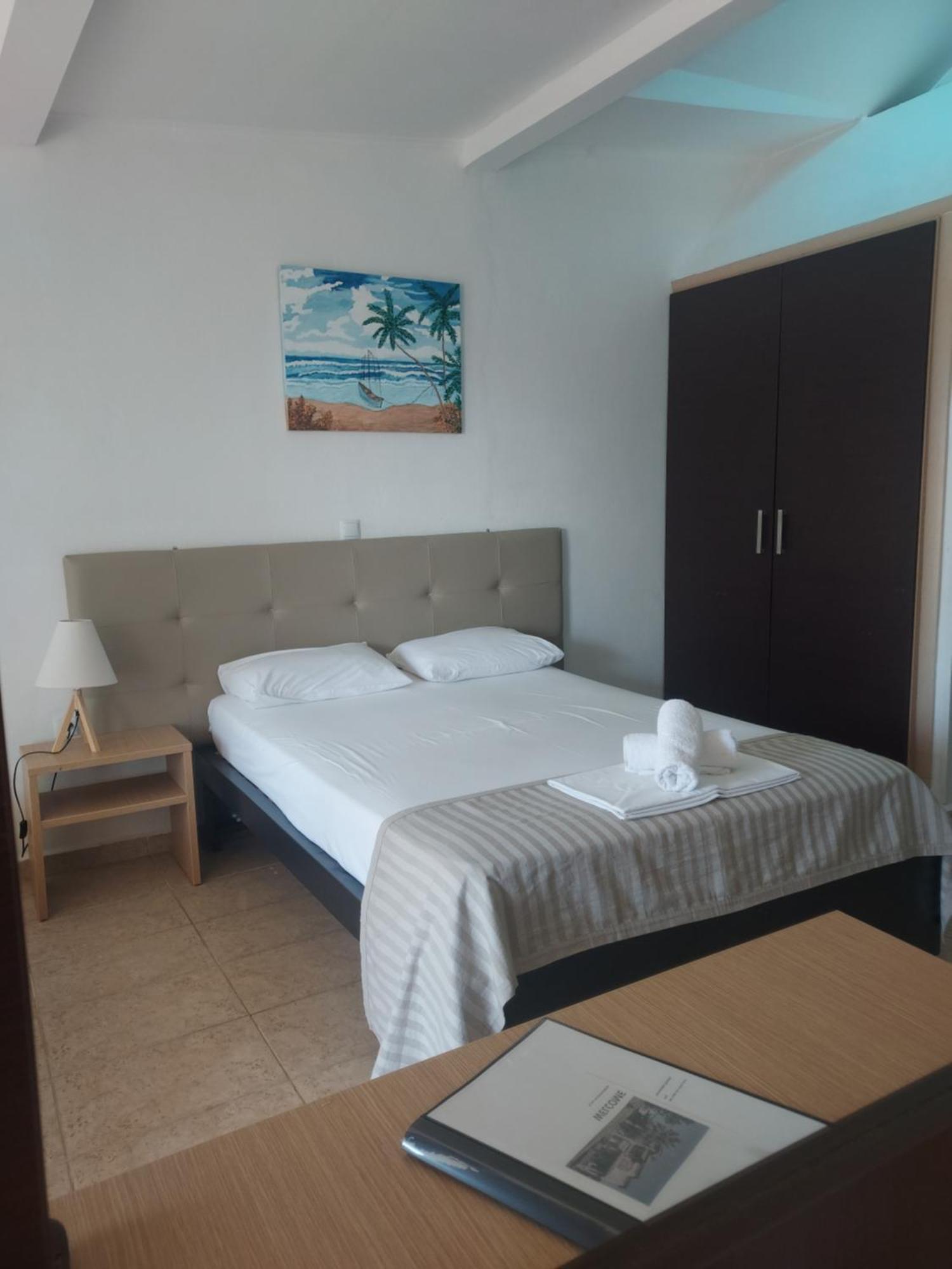Hotel Fernando Ofrínion Zewnętrze zdjęcie