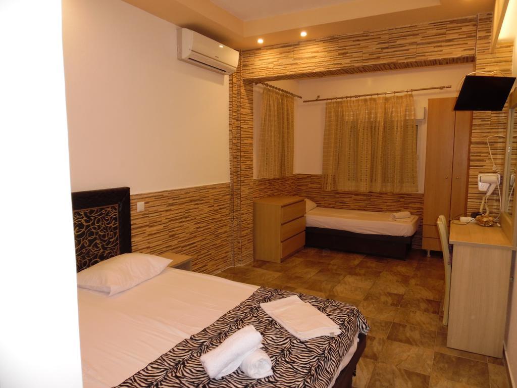 Hotel Fernando Ofrínion Zewnętrze zdjęcie